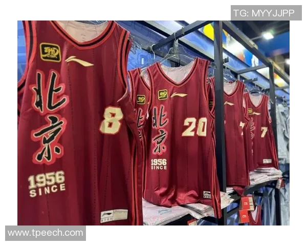 CBA直播精彩对决首钢队迎战辽宁队全力争胜展现篮球魅力
