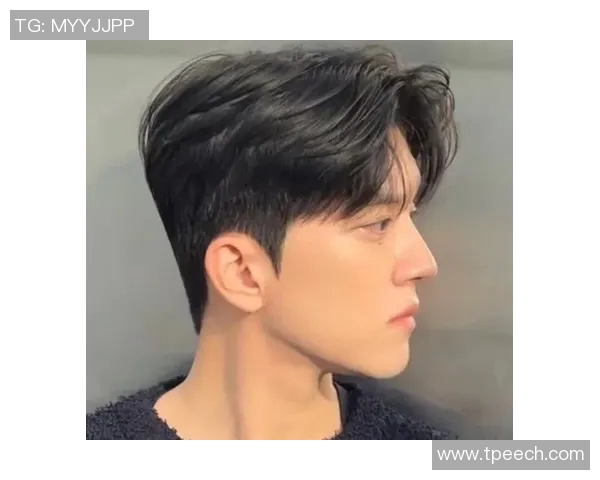 足球明星中分发型的魅力与风格解析让你也能成为场上焦点 足球明星中分发型的魅力与风格解析让你也能成为场上焦点